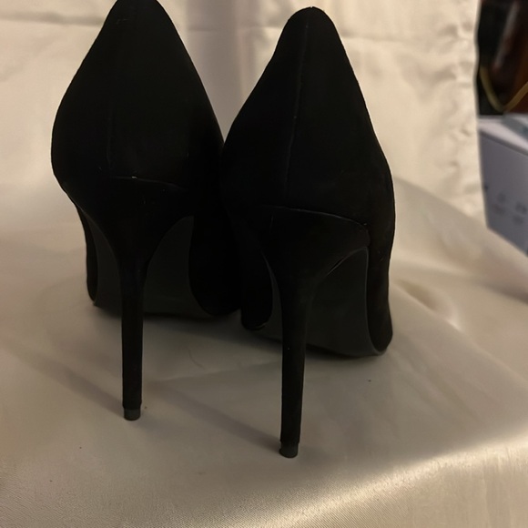 Cathy Jean black suede pointed toe pumps size 7.5 - Picture 5 of 12